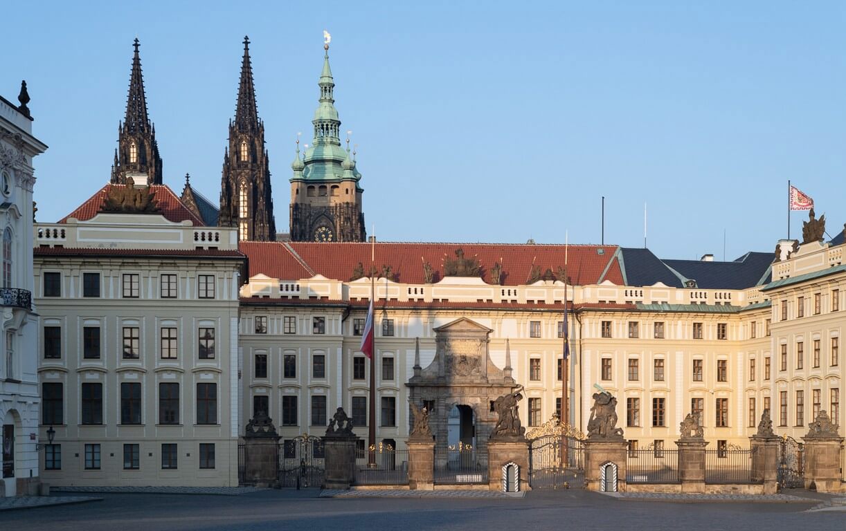 Obrázek /media/01rbo5xk/prague-streets-41.jpg