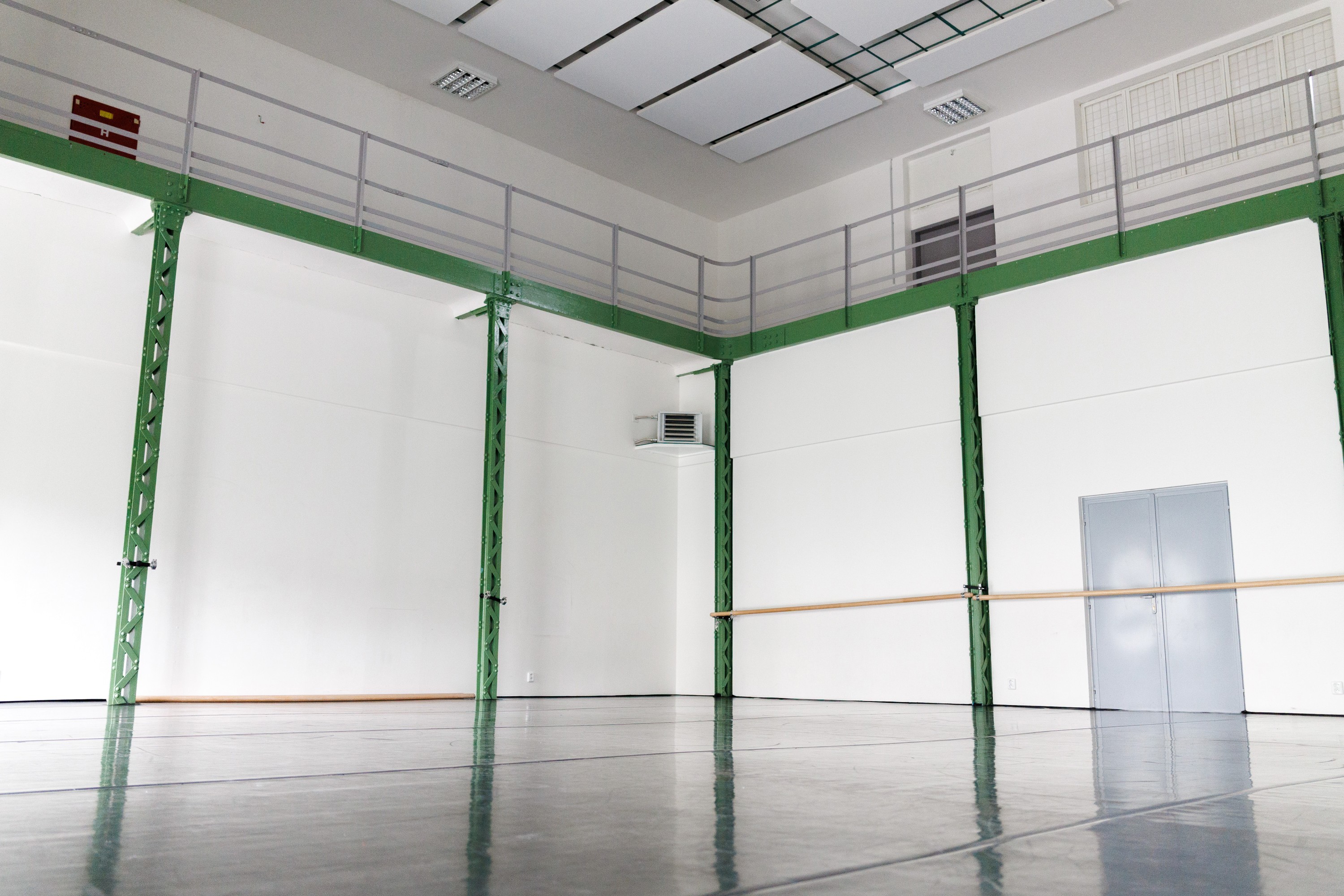 Image /media/0ghnrzgl/lvc-studio-260412-fullsize-2.jpg