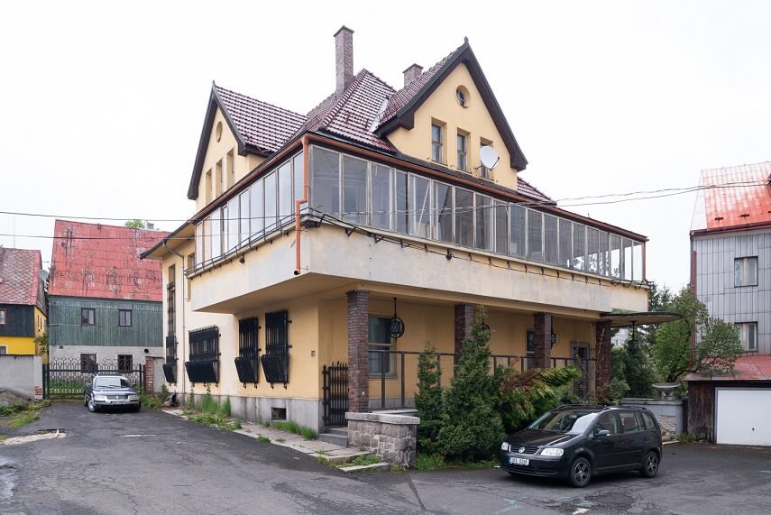 Obrázek /media/0lklof0e/abertamy_vila_zenker_1.jpg