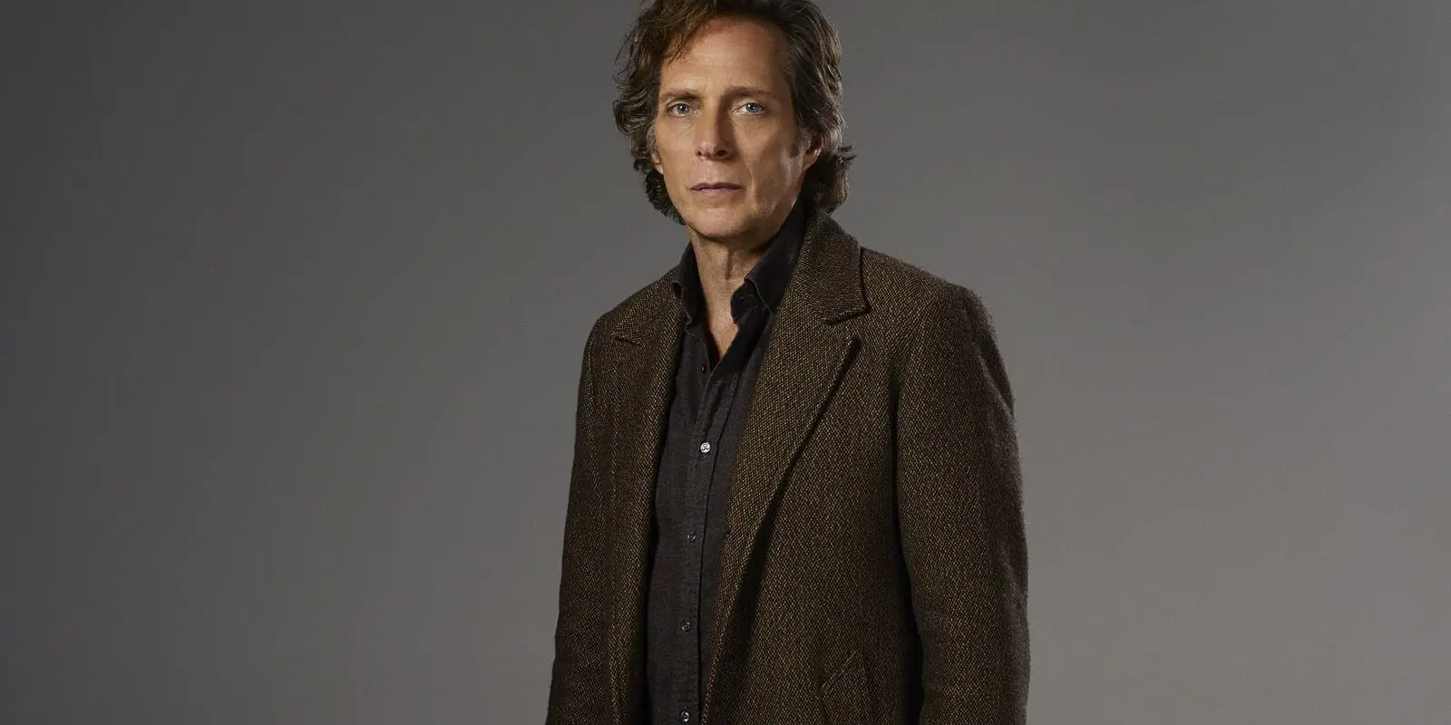 Obrázek wiliam_fichtner_axn-carlhickman-4.jpg