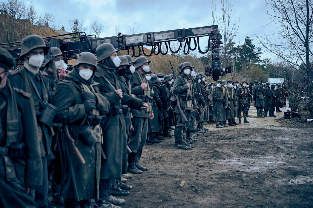 Obrázek all_quiet_on_the_western_front_bts_reiner_bajo_4_mala.jpg