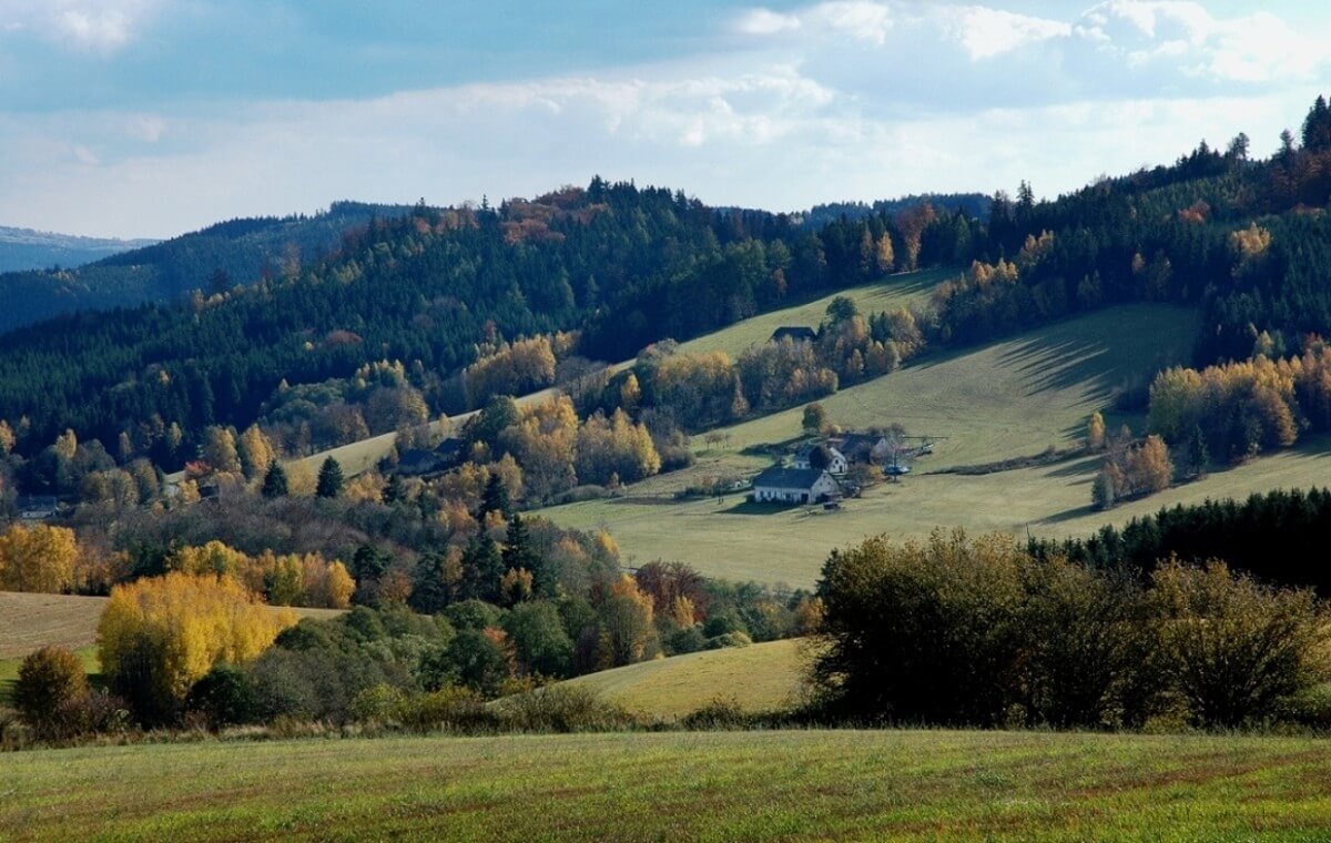 Obrázek /media/2muavnbf/krajina_u_dankovic.jpg