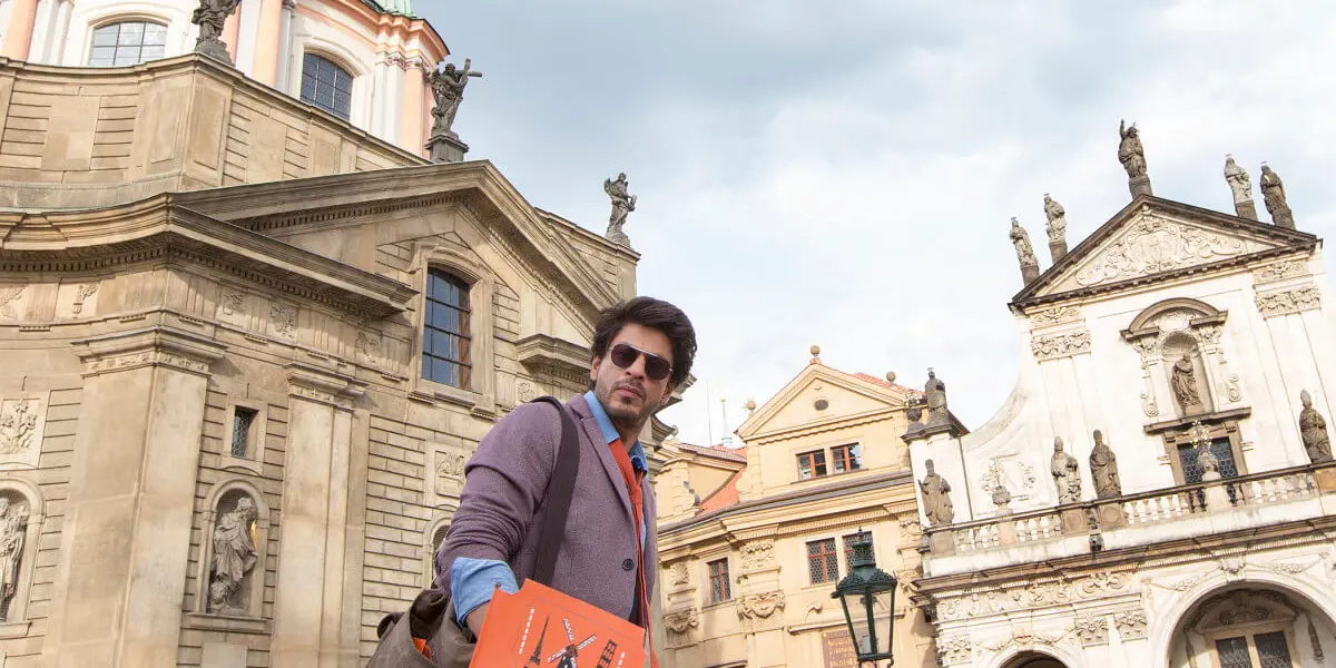 Image the_ring_shah_rukh_khan_c_red_chillies_entertainment.jpg