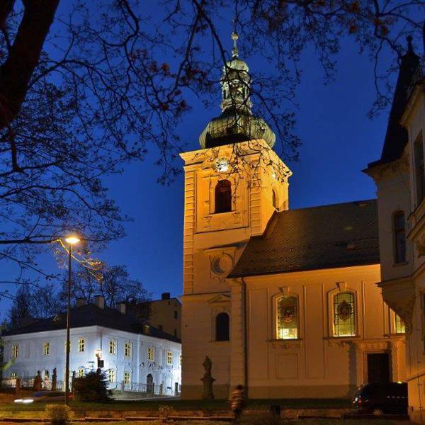 Obrázek /media/5qmb1p4o/kostel-sv-anny-ext-foto-m-bajer-3.jpg
