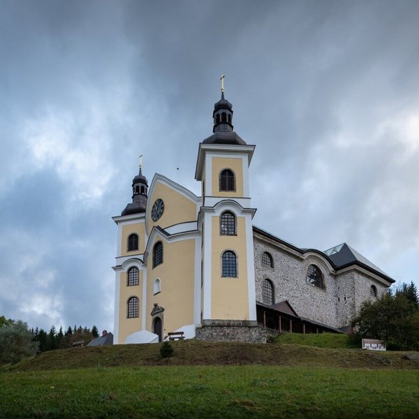 Obrázek /media/agdgj203/kostel_neratov_8.jpg