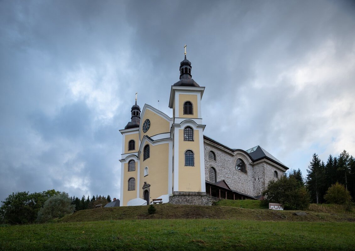 Obrázek /media/agdgj203/kostel_neratov_8.jpg