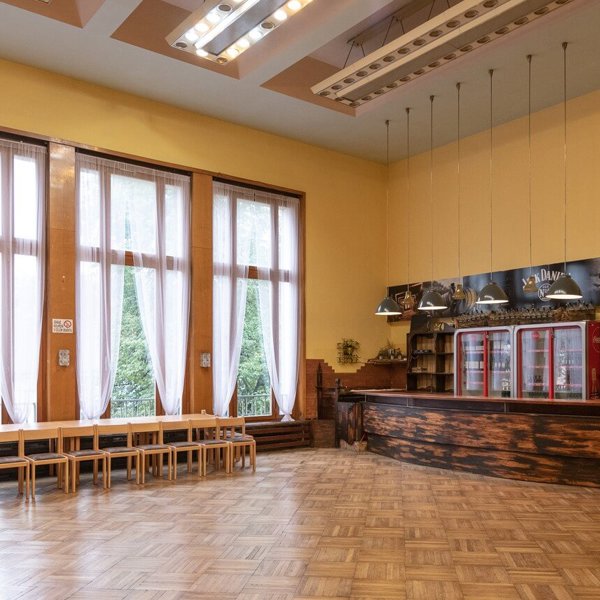 Obrázek /media/ah0j33s2/kulturni_dum_usti_nad_labem_16.jpg
