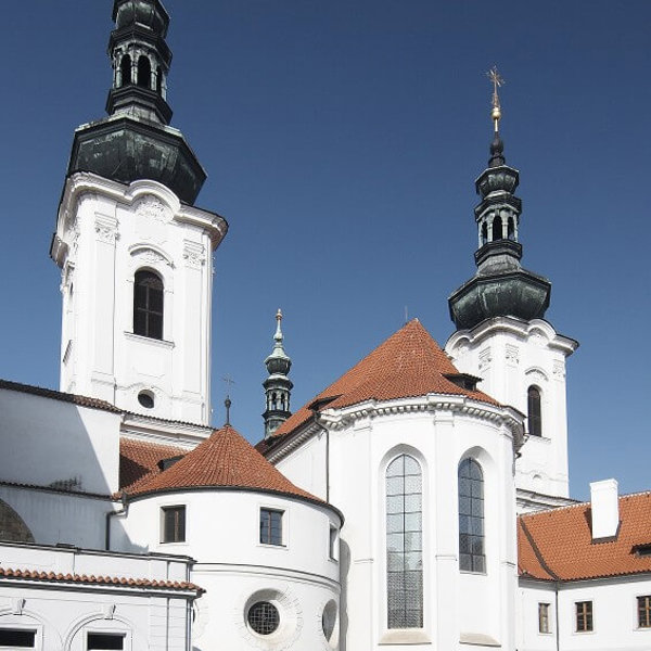 Obrázek /media/an5d03hj/praha_strahov_-_strahovsky_klaster_566x800.jpg