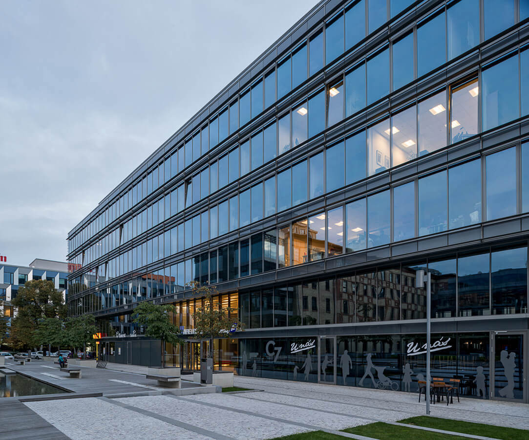 Obrázek /media/aqin1dqx/praha_business_office_viktor_macha_2016_74.jpg