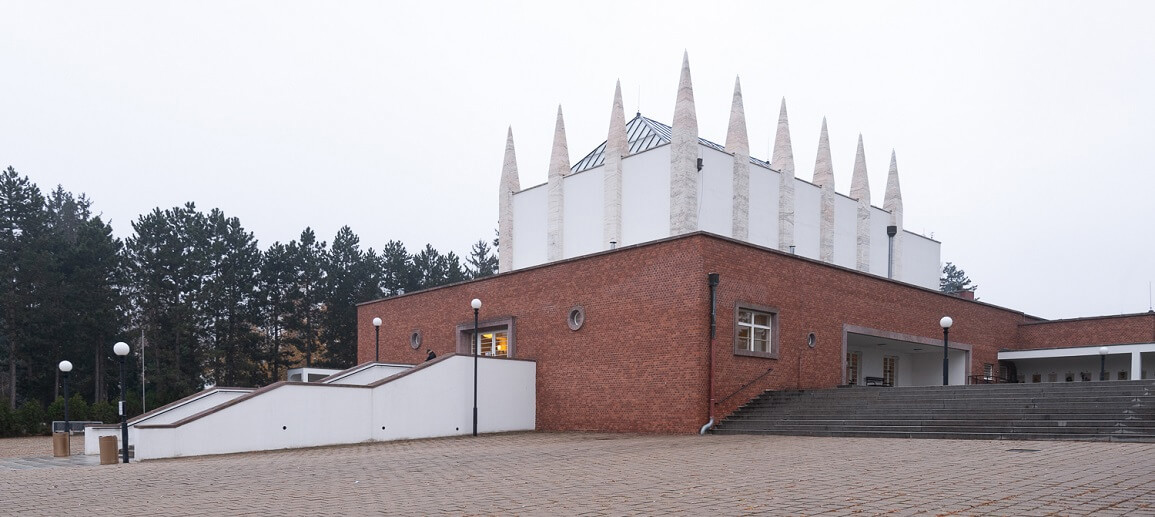 Obrázek /media/b5xjhua0/krematorium2.jpg