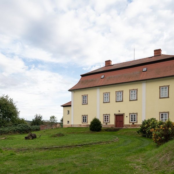 Obrázek /media/bbejuweg/hnevceves_1.jpg