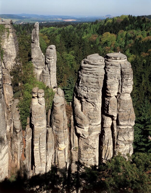 Obrázek /media/cmai5hr4/cesky_raj_-_prachovske_skaly_626x800.jpg