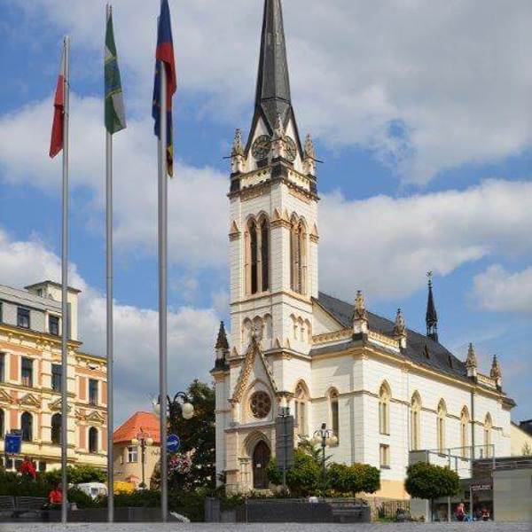 Obrázek /media/cr0pe3li/kostel-dr-farského-ext-foto-m-bajer-2.jpg