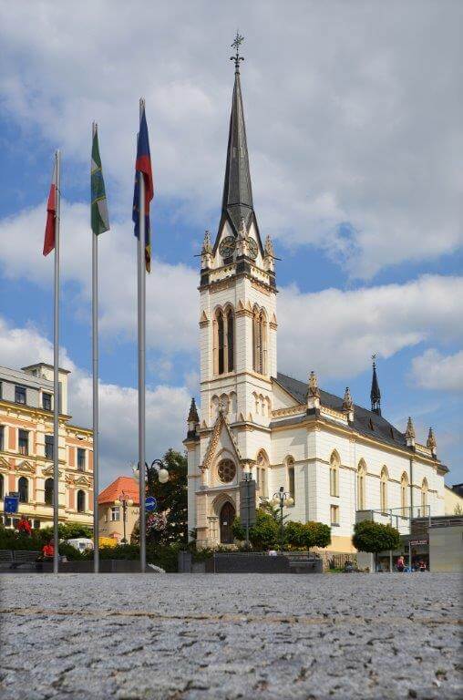 Obrázek /media/cr0pe3li/kostel-dr-farského-ext-foto-m-bajer-2.jpg
