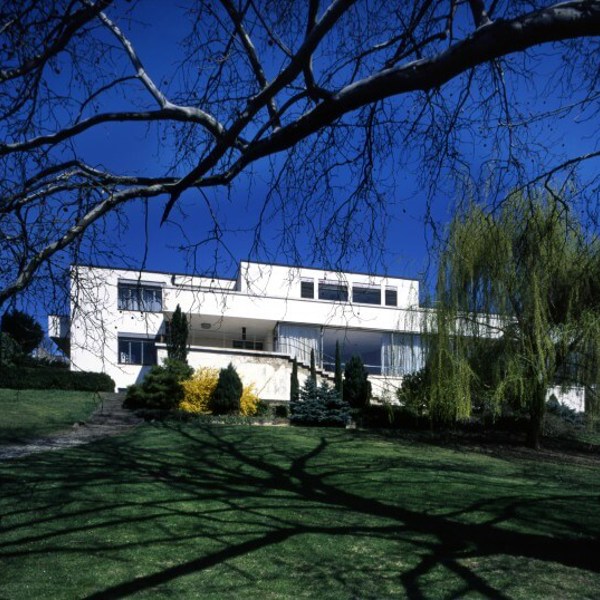 Image /media/cvqercqy/brno_-_vila_tugendhat_-_podzim_800x538.jpg