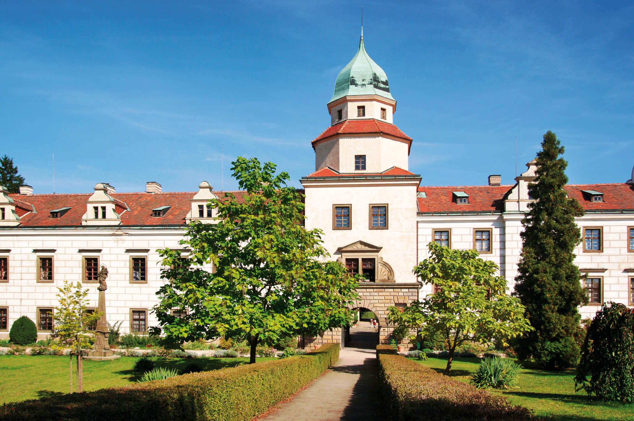 Obrázek /media/ekderg2b/zámek-častolovice-jaroslav-kocourek.jpg