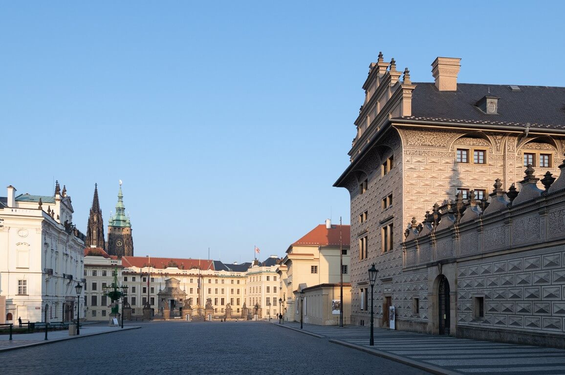 Obrázek /media/etehcsoa/prague_streets_43.jpg
