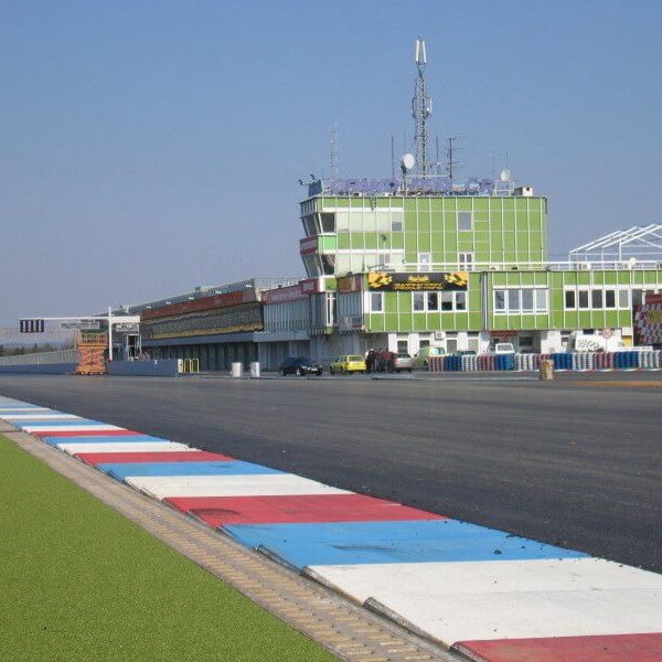 Image /media/exodt1r0/automotodrom_brno_-_masarykuv_okruh_800x6001.jpg