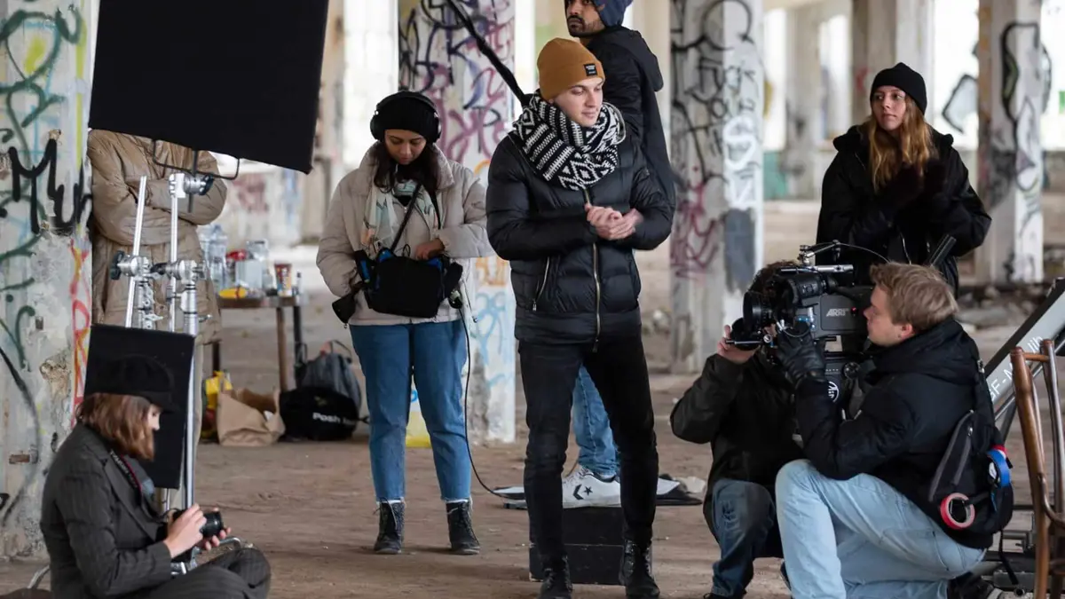 Obrázek /media/lcfnbpwa/crew-prague-film-school.jpg