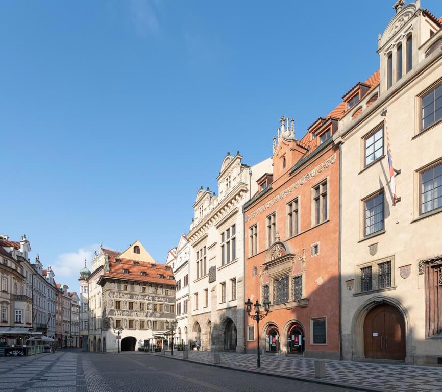 Image /media/lr0nfdhh/prague-streets-105.jpg