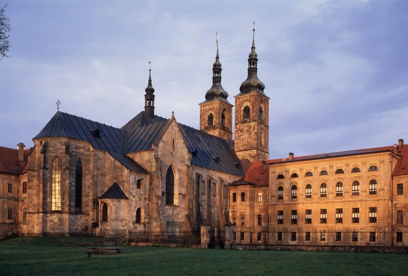 Obrázek /media/lrmberyi/tepla_-_klaster_-_podvecer_800x542.jpg