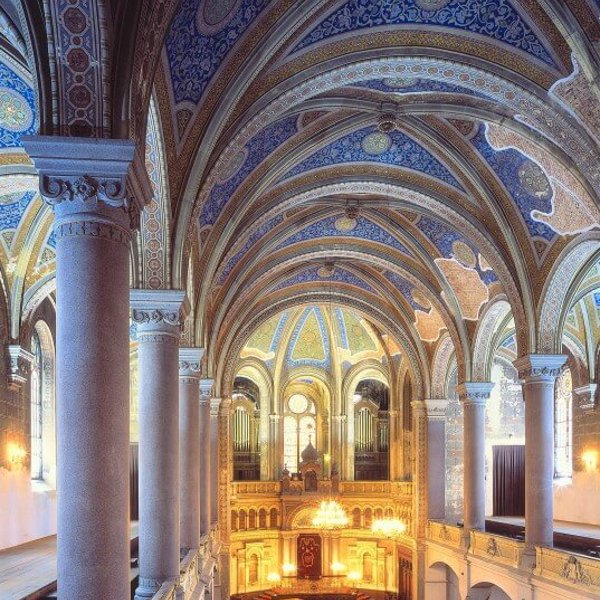 Obrázek /media/m3sbgbh0/plzen_-_velka_synagoga_-_interier_537x800.jpg