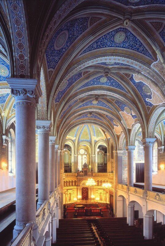 Obrázek /media/m3sbgbh0/plzen_-_velka_synagoga_-_interier_537x800.jpg