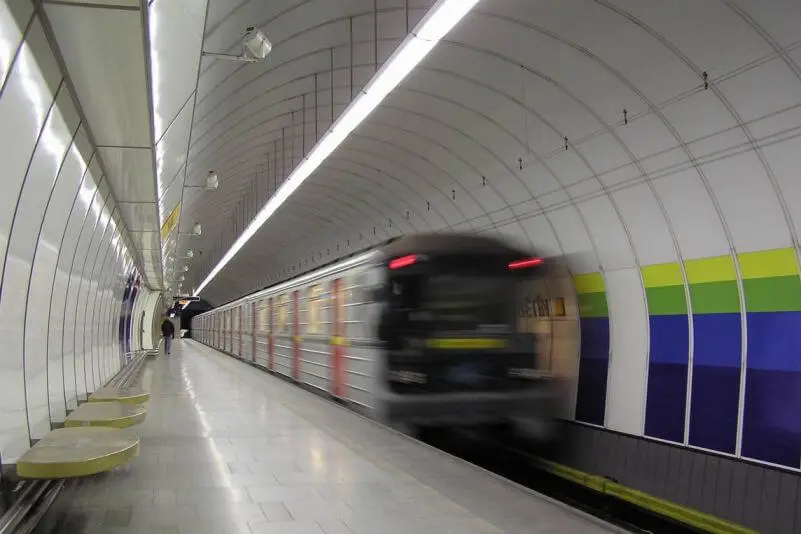 Náhledový obrázek k článku Pražské metro pojede o víkendu do Stalinových časů. A přiveze miliony