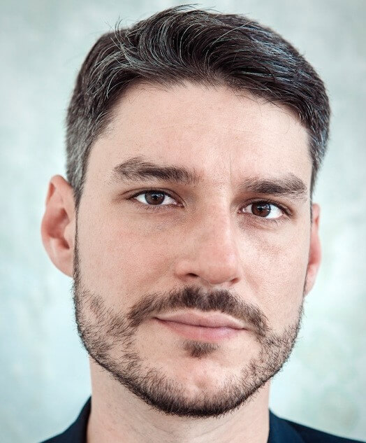 Obrázek /media/o3jhxayh/profile-low-res.jpg