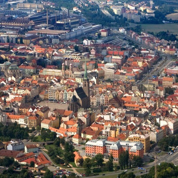 Image /media/ofzdoe5n/plzen_-_pohled_na_mesto_800x533.jpg