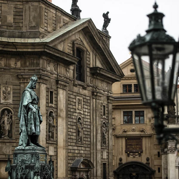 Obrázek /media/oitbxly1/prague_city_tourism_lampa_socha_renesance.jpg