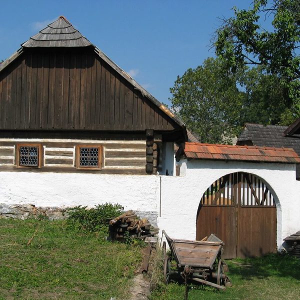 Obrázek /media/oulf5pfg/michaluv_statek_jaroslav_vala.jpg