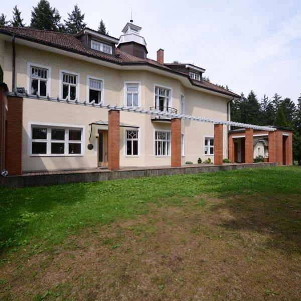 Image /media/plgdflte/vila_zlin_ogahurova292-96.jpg