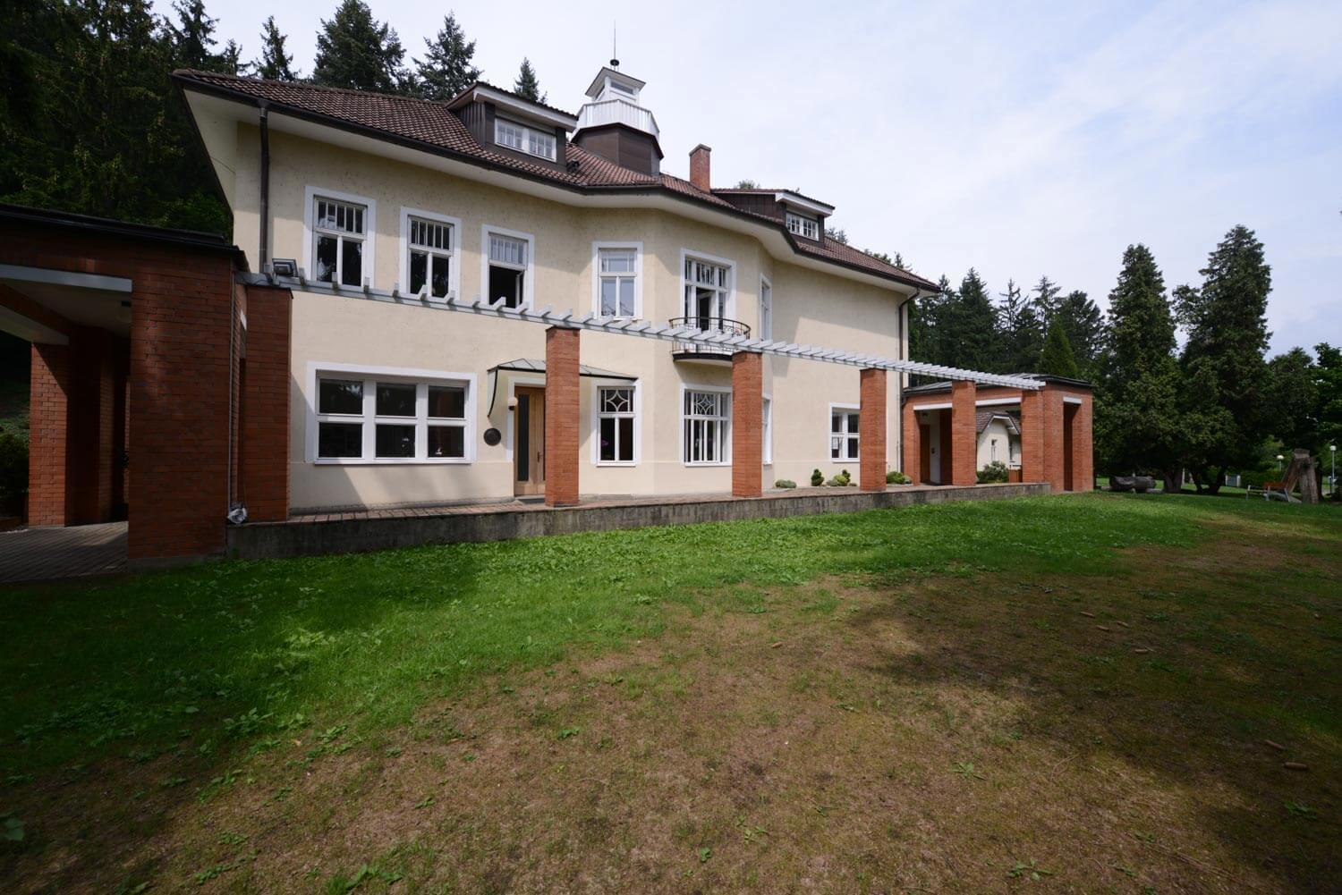 Image /media/plgdflte/vila_zlin_ogahurova292-96.jpg