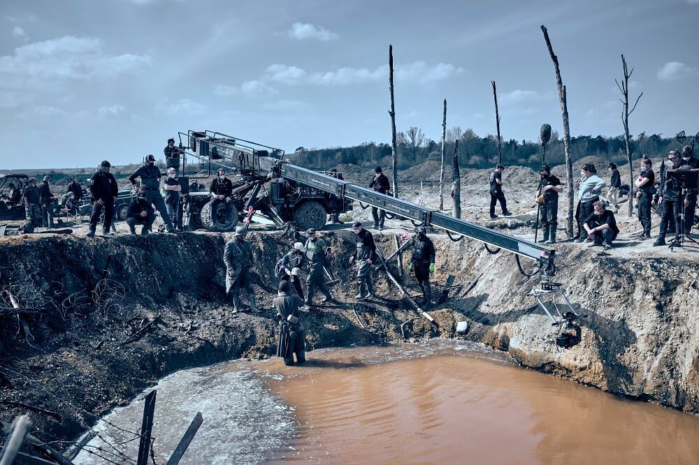 Obrázek 1_the_exclusive_all_quiet_on_the_western_front_bts_reiner_bajo_20_mala.jpg