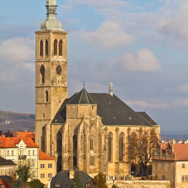 Obrázek /media/q23ekzgq/kutna_hora_-_kostel_sv_jakuba_551x800.jpg