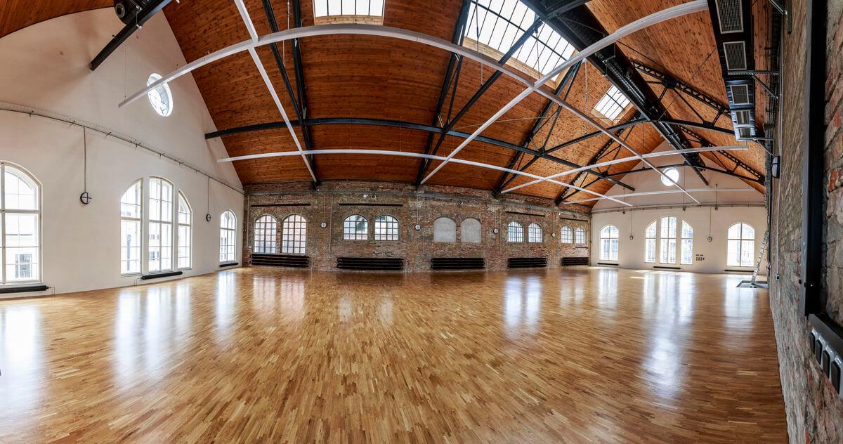 Obrázek /media/r30fikta/11stare_koupelny_brick_house_sal_-_jiri_zerzon.jpg