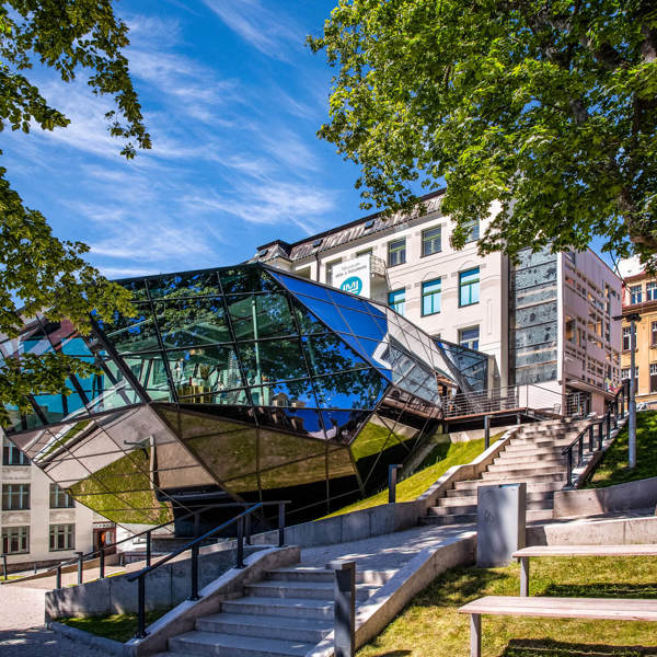 Obrázek /media/rhibak4b/muzeum-skla-a-bižuterie-přístavba_foto-johana-antošová.jpg
