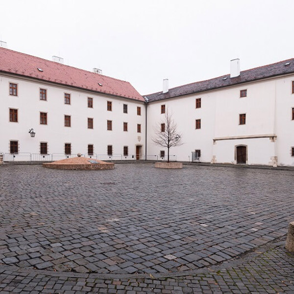 Image /media/rupb40kj/spilberg3.jpg