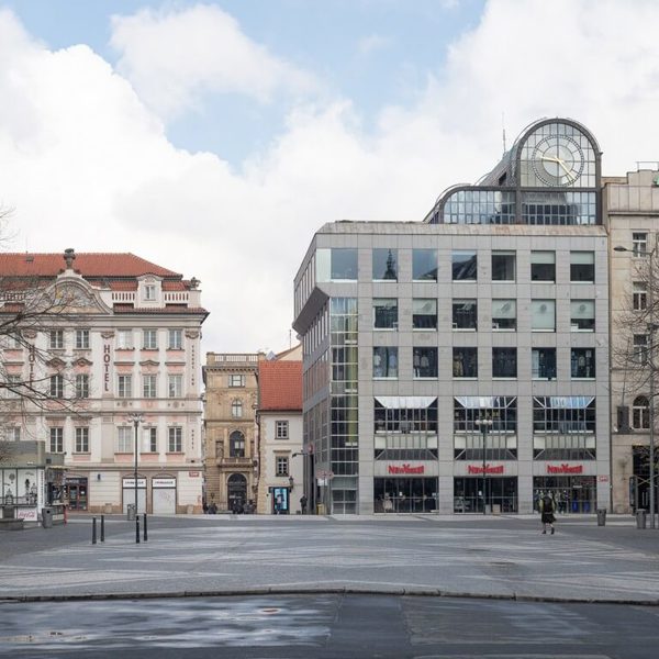 Image /media/tpuphrcd/prague-streets-123.jpg