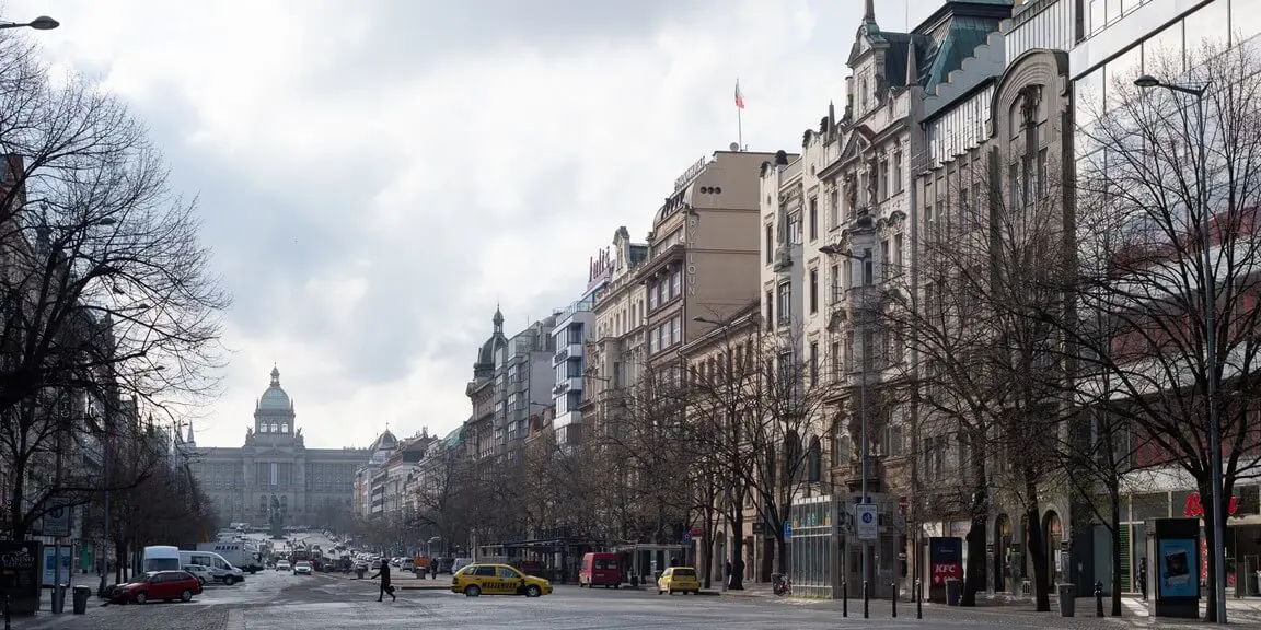 Image prague_streets_120.jpg